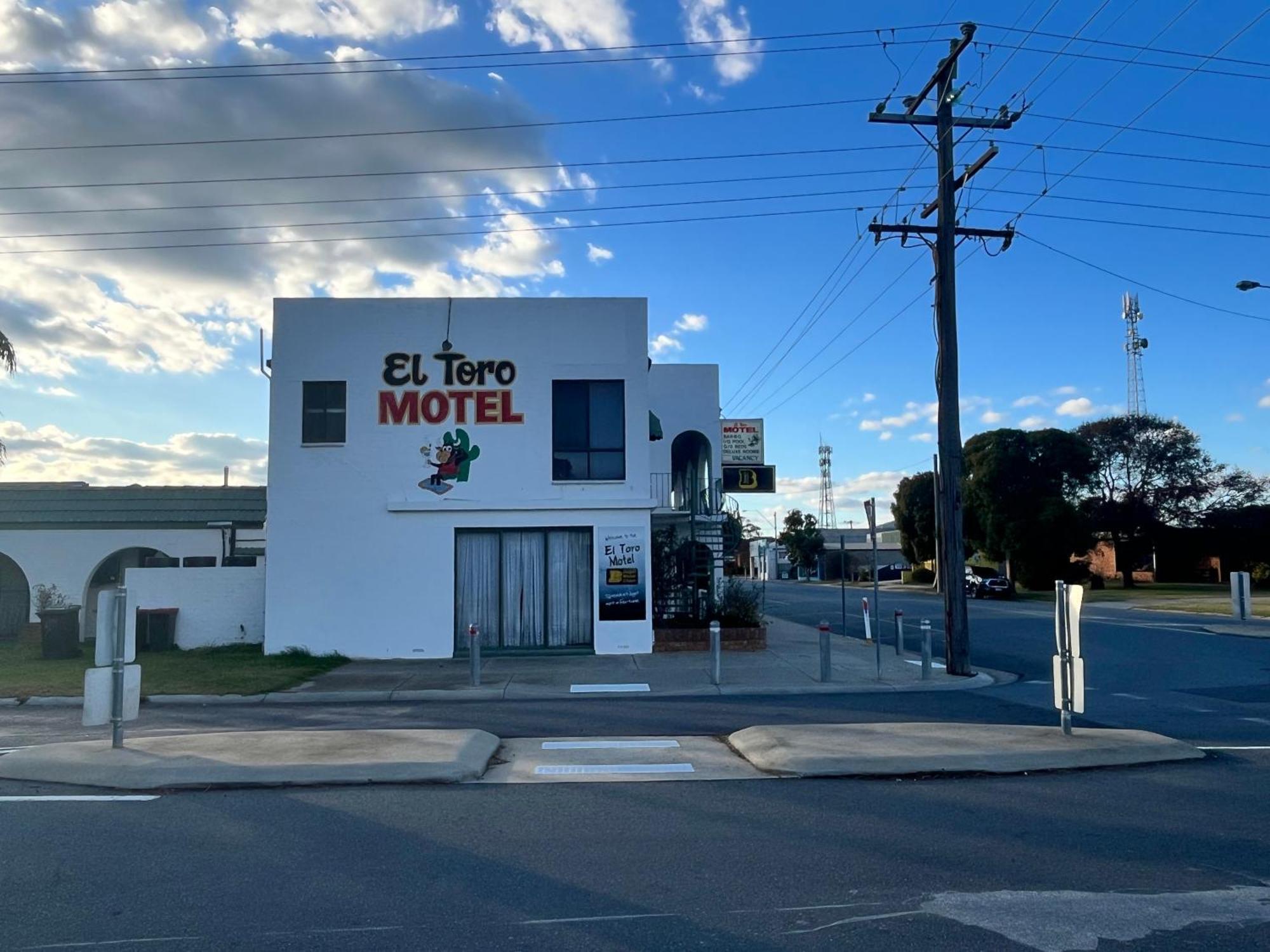 El Toro Motel Numurkah Exterior foto